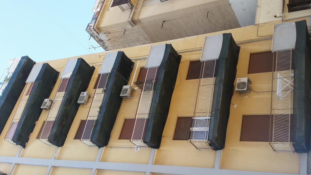 B&B Casa Chiaramonte Palermo Eksteriør billede